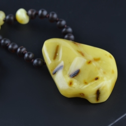 Multicolored baroque beads necklace with pendant